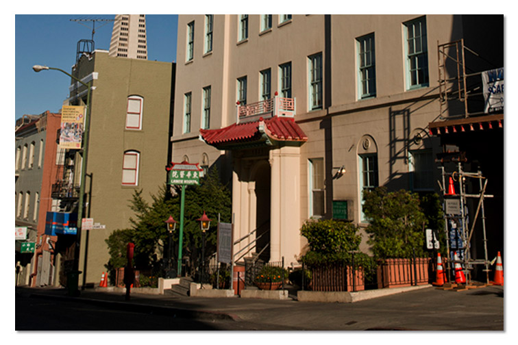 Chinese Hospital San Francisco old building entrance